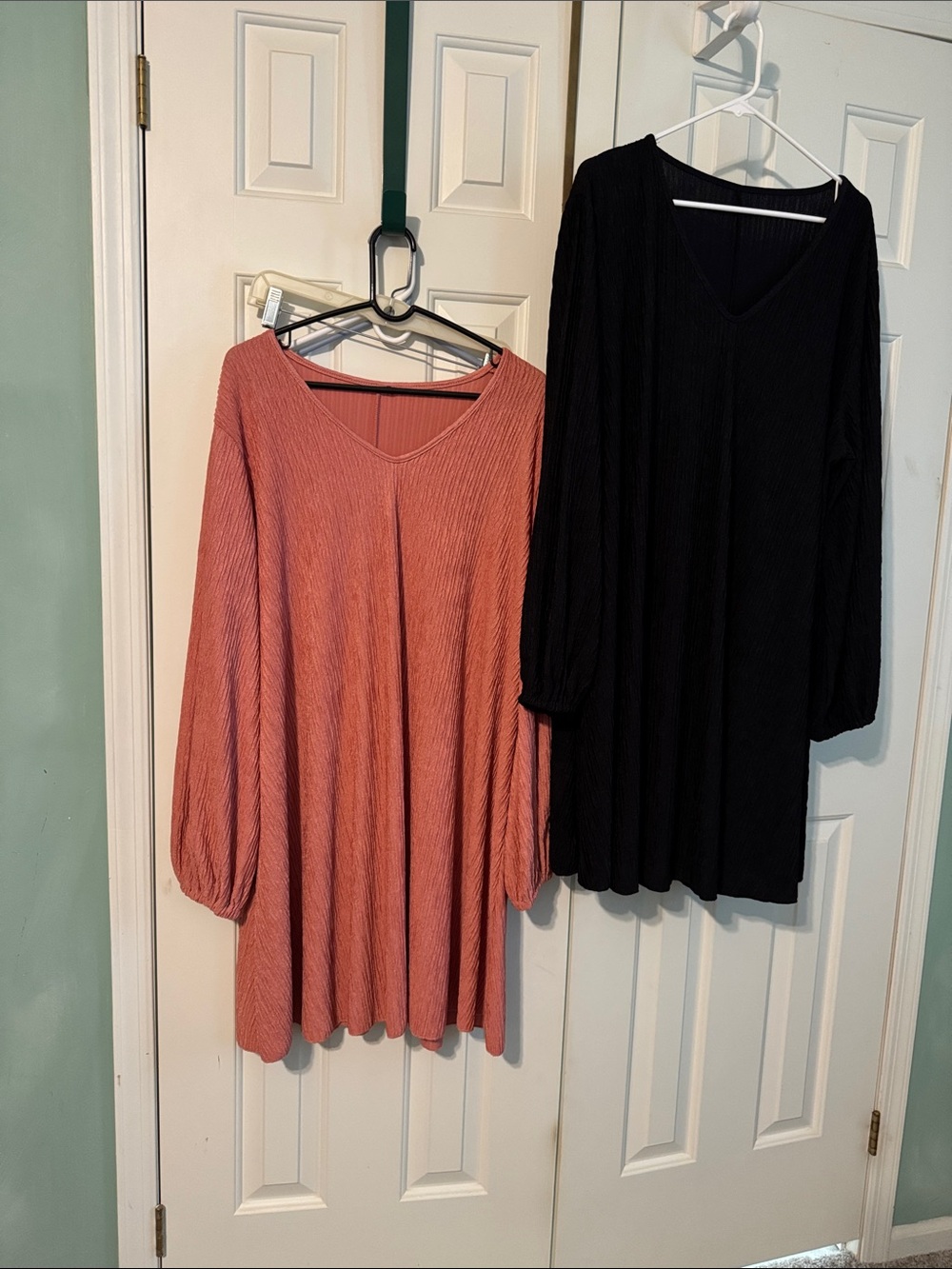 2 SHEIN Rust Pink & Black Ribbed V-Neck Long Sleeve Dress